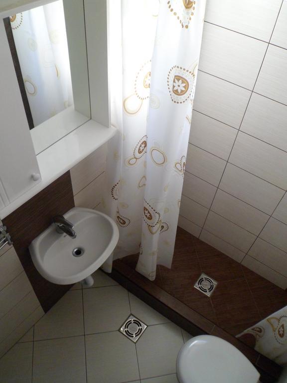 Milocer Apartment Свети-Стефан Экстерьер фото